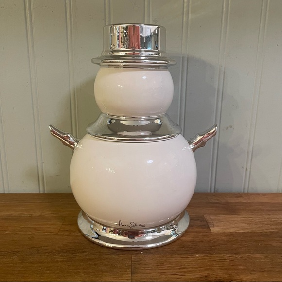 Slatkin & Co 2008 Large Evergreen Snowman Candle - Picture 3 of 8